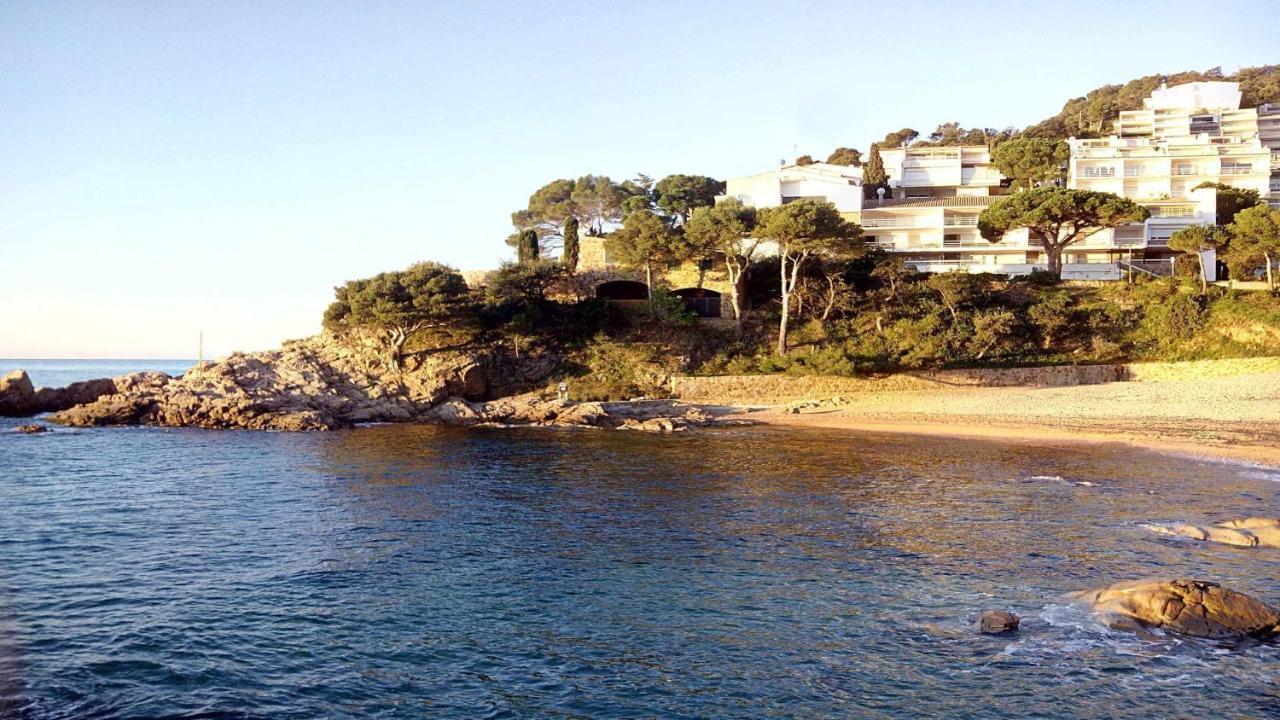 Apartamento Carabelasiente La Brisa Del Mar Tossa de Mar Bagian luar foto